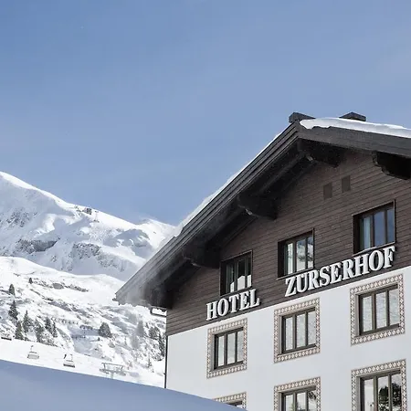 Zuerserhof 5* Zürs