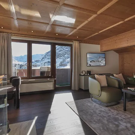 Zuerserhof Hotel 5*