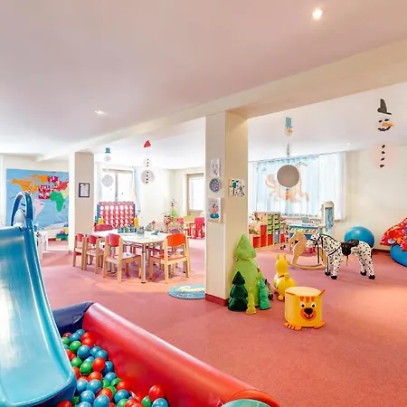 Hotel Zürserhof Zürs