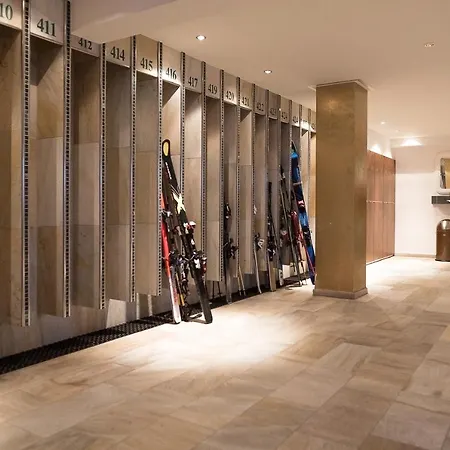 Ξενοδοχείο Zuerserhof 5*