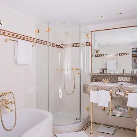 Hotel Zürserhof Zürs